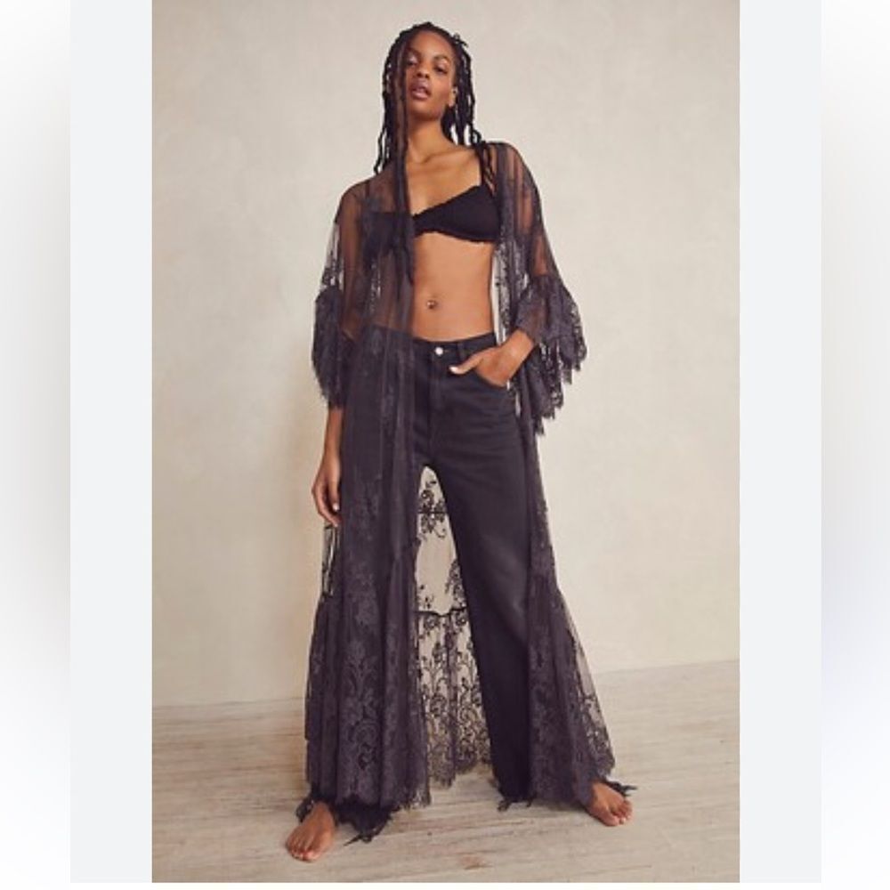 Anthropologie Muche et Muchette Barbara Tiered Lace Kimono